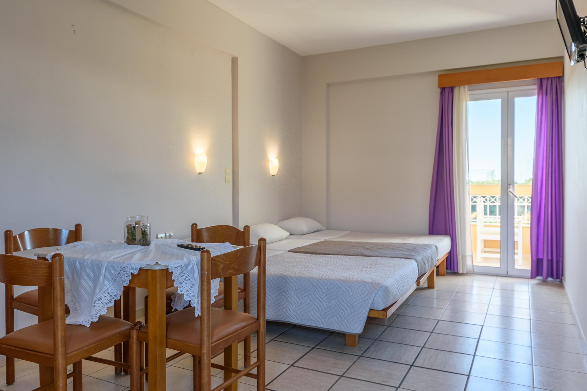 Danelis Studios & Apartments Malia  Luaran gambar