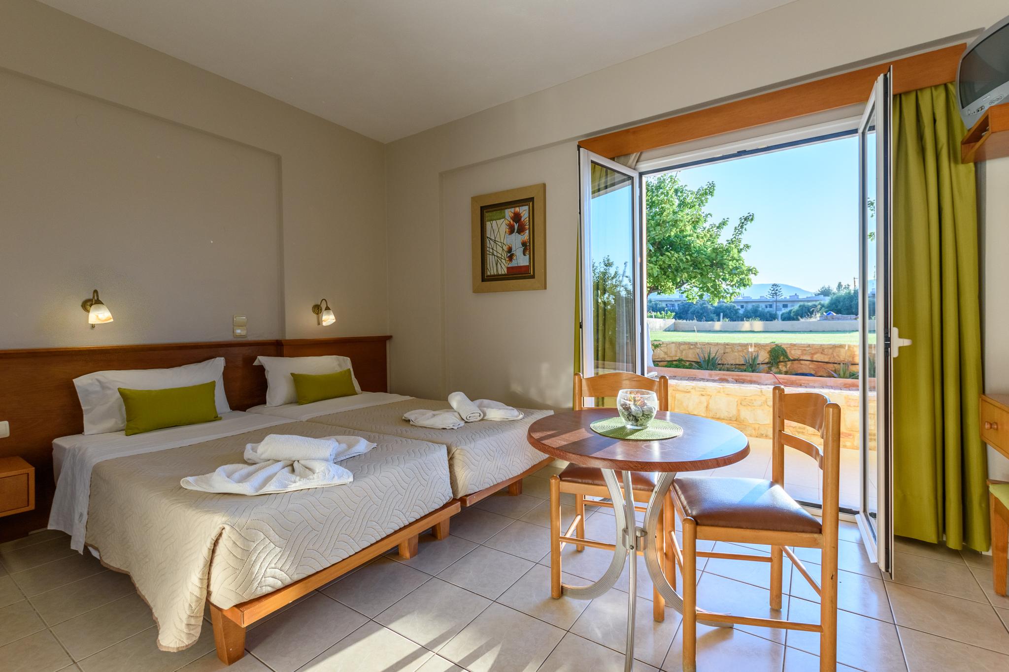 Danelis Studios & Apartments Malia  Luaran gambar